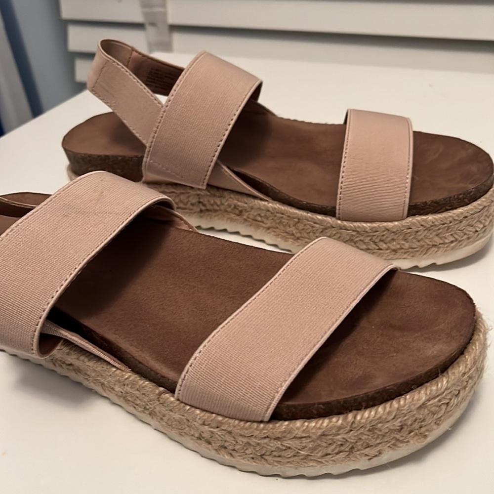 Madden Girl espadrilles - Picture 3 of 5